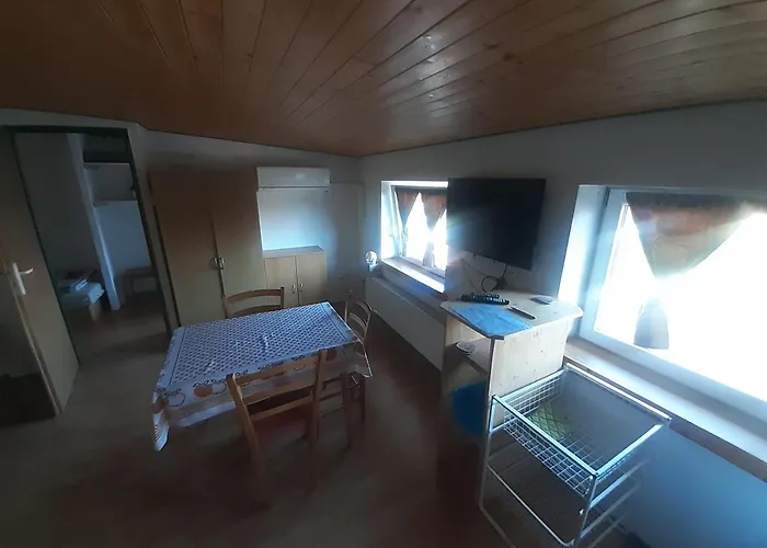 Kromerizsko Apartmán *